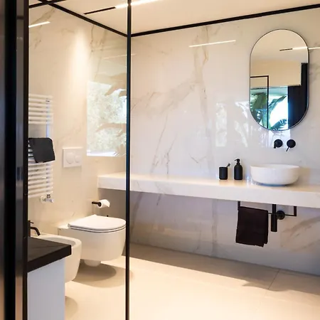 Villa Extreme Luxury In With Private Pool, And Gym *