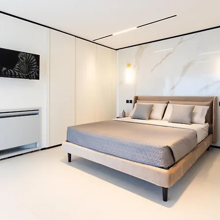 Extreme Luxury In With Private Pool, And Gym Villa *