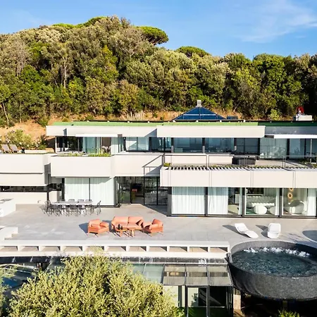 Villa Extreme Luxury In With Private Pool, And Gym